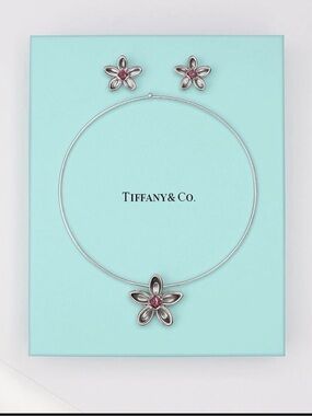 Tiffany & Co Silver Pink Tourmaline Flower Pendant Choker Necklace With Earrings